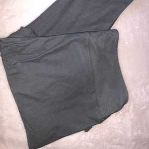 LulaRoe dark heather grey leggings. OS.
